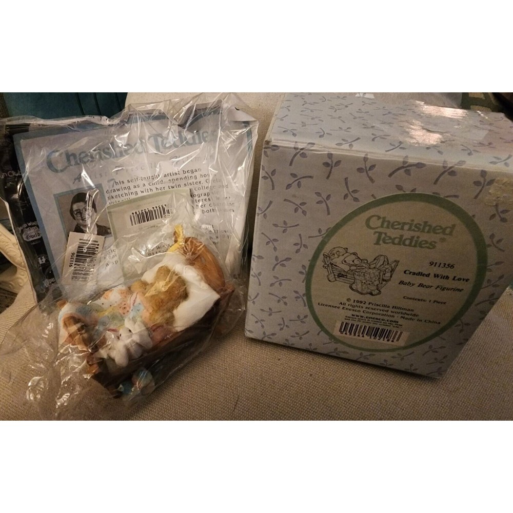 VINTAGE 1992 Cherished Teddies 911356 Baby Cradled With Love Bear Figurine NEW - Picture 2 of 5